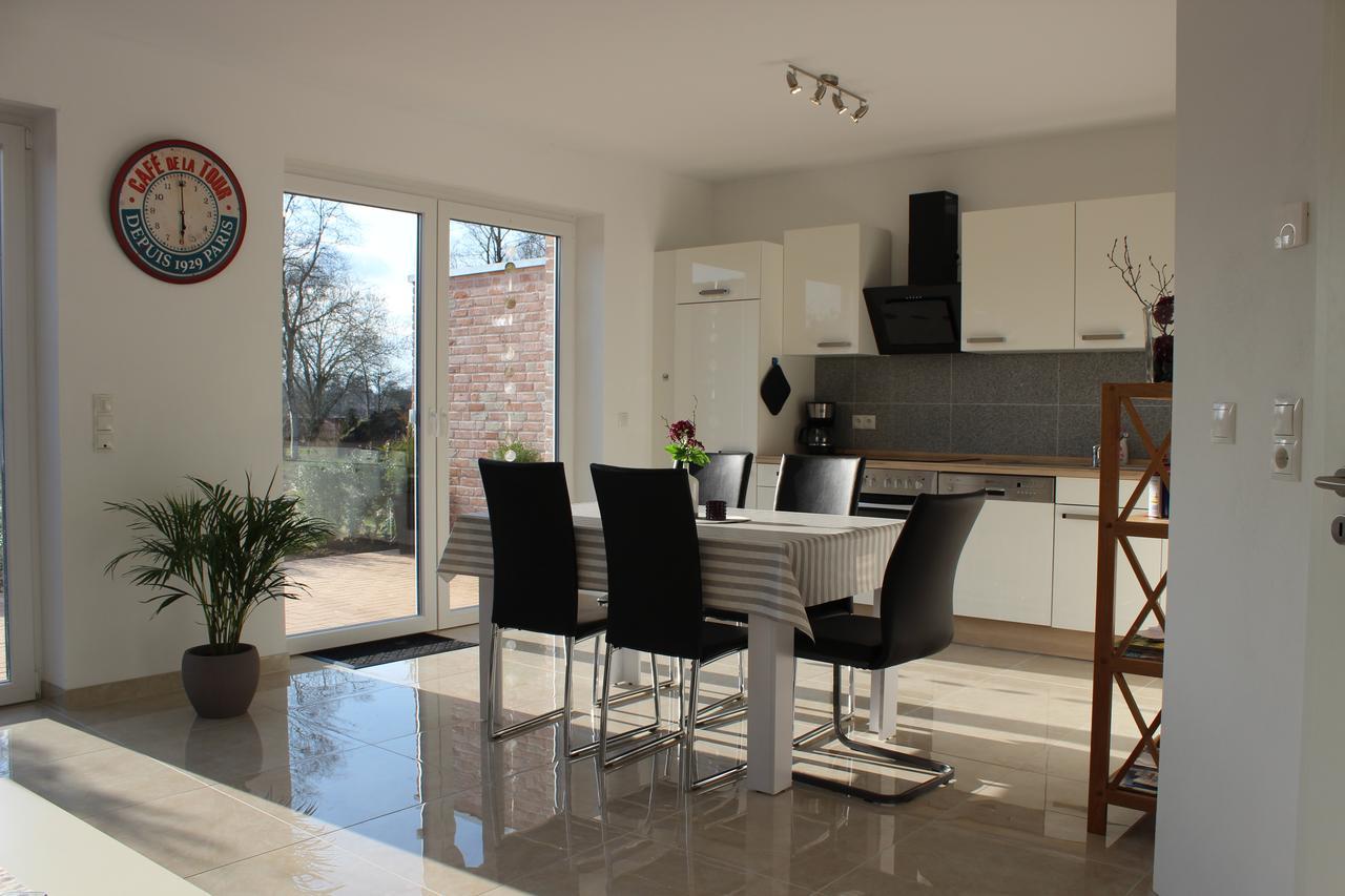 Ferienhaus Westwind Rhauderfehn エクステリア 写真