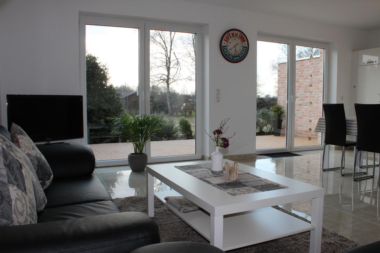 Ferienhaus Westwind Rhauderfehn エクステリア 写真